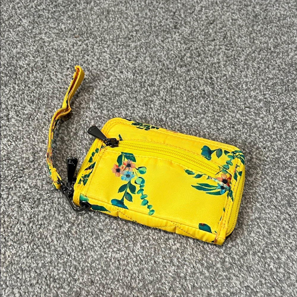 Lug rodeo wallet bouquet yellow. - Picture 2 of 4
